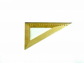 Треугольник деревянный 60х30 22см